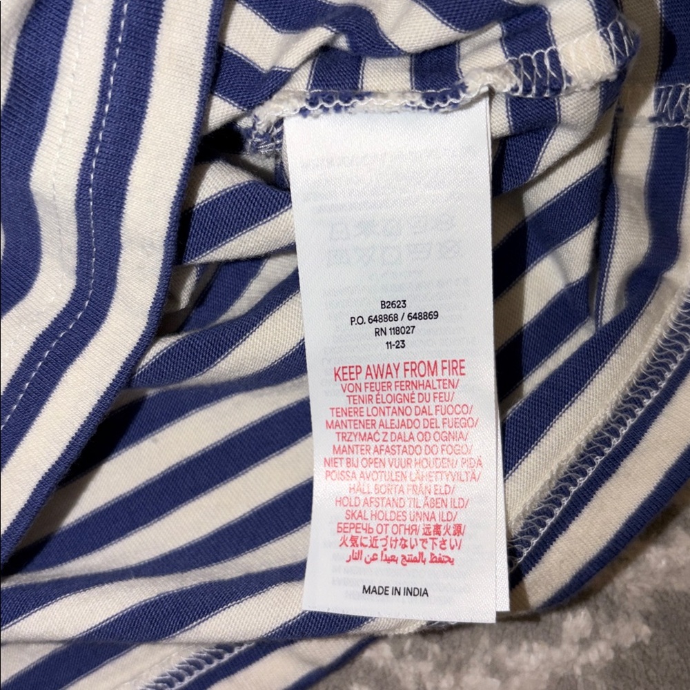 *SALE* ⚡️Mini Boden Navy and White Striped Shirt with Duck Embroidery - Picture 8 of 10